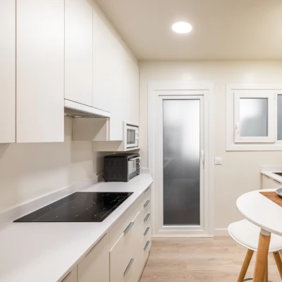 reforma de cocina pequena optimizada en lobete